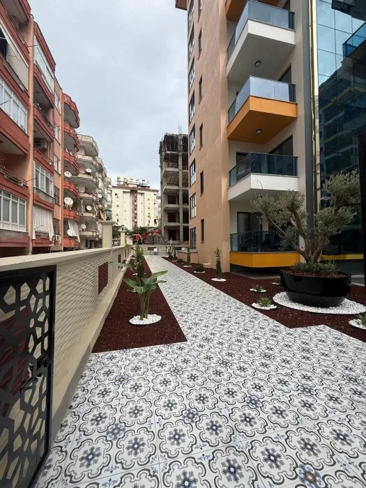 2+1 apartments and 3+1 penthouses in a newly built residence in the center of Alanya No. 11246 [ID: 11246]